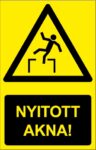 Nyitott akna!